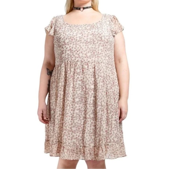 TRIPP NYC DAANG GOODMAN Sookie Skull Chiffon Smocked Ruffles Dress. Plus Size 22 - Picture 14 of 14